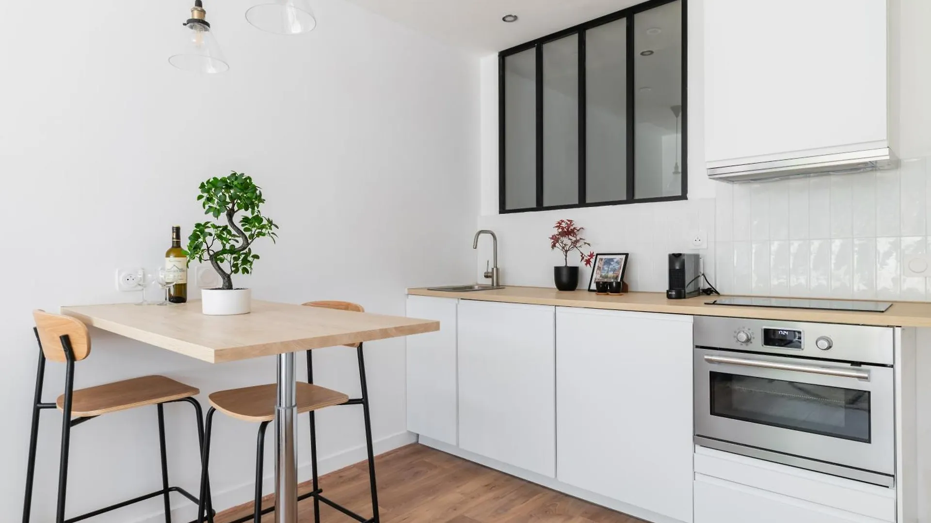 شقة Flat Rue D'Assas Private Garden باريس 0*,